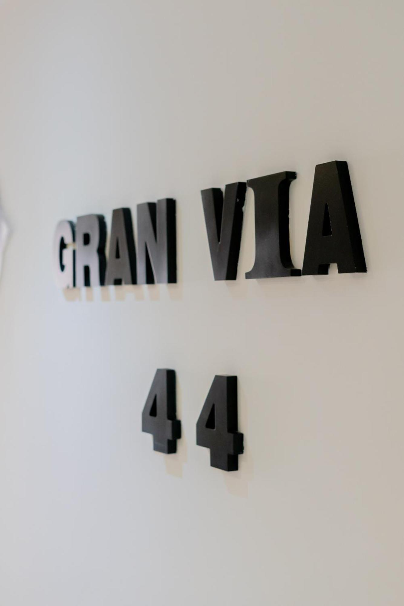 Hostal Gran Via 44 Madrid Eksteriør bilde